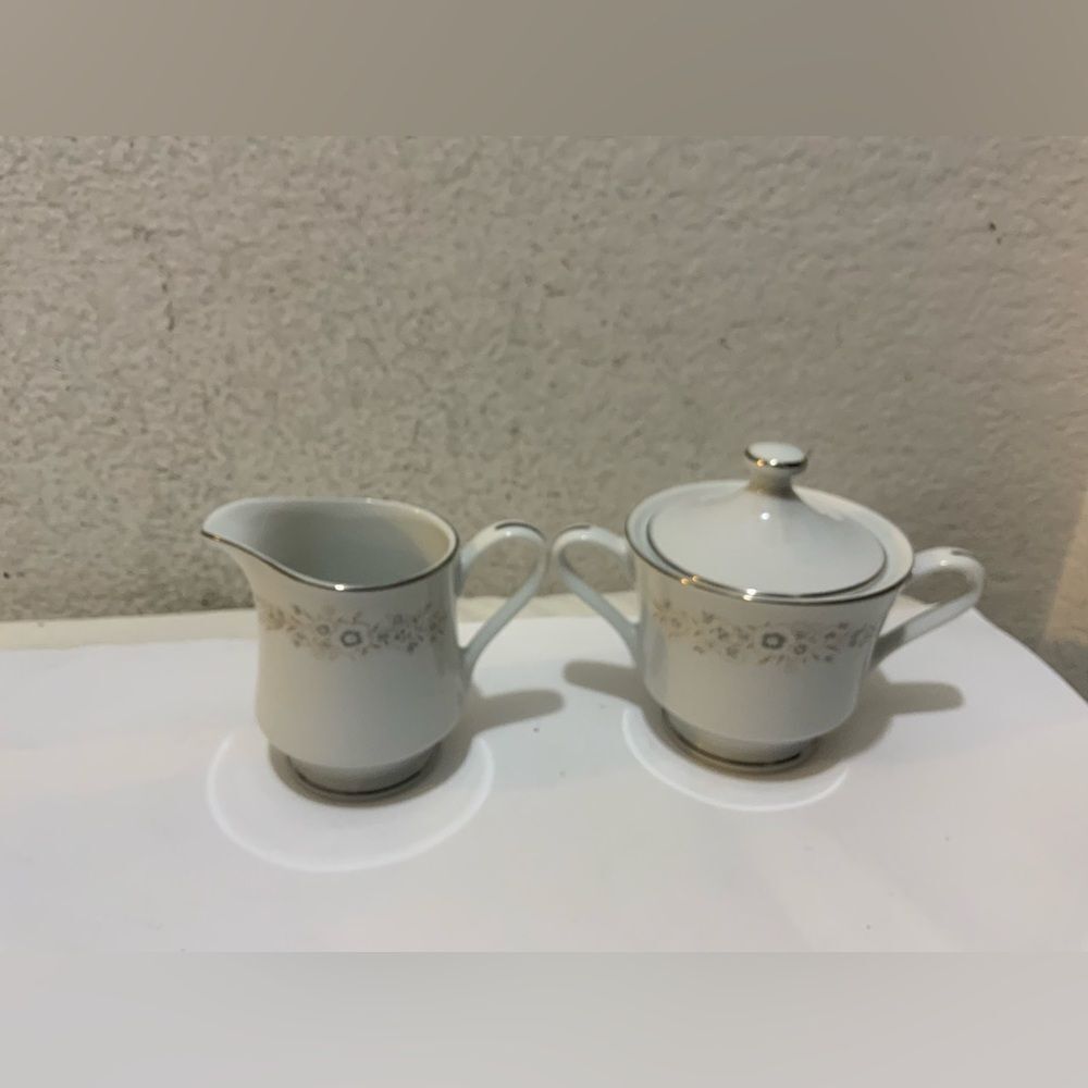 Maxam  Vintage Sugar Bowl & Creamer Set Japan CHG 800 Floral  Fine Porcelain